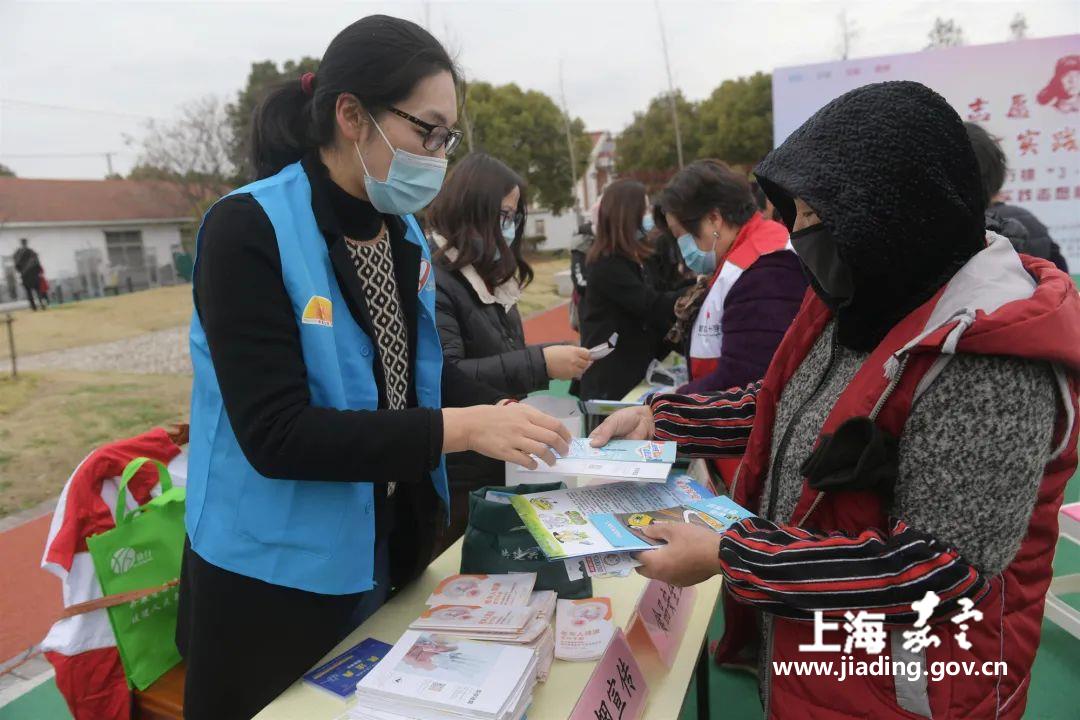 fdbf4cb480c34524bd9dac9f82facc5d.jpg